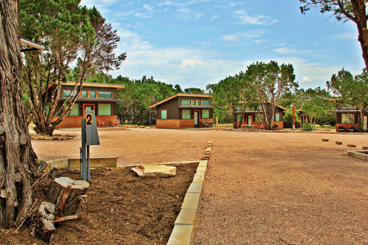 Green Acres Cottages - Fredericksburg Suite Уимберли Экстерьер фото